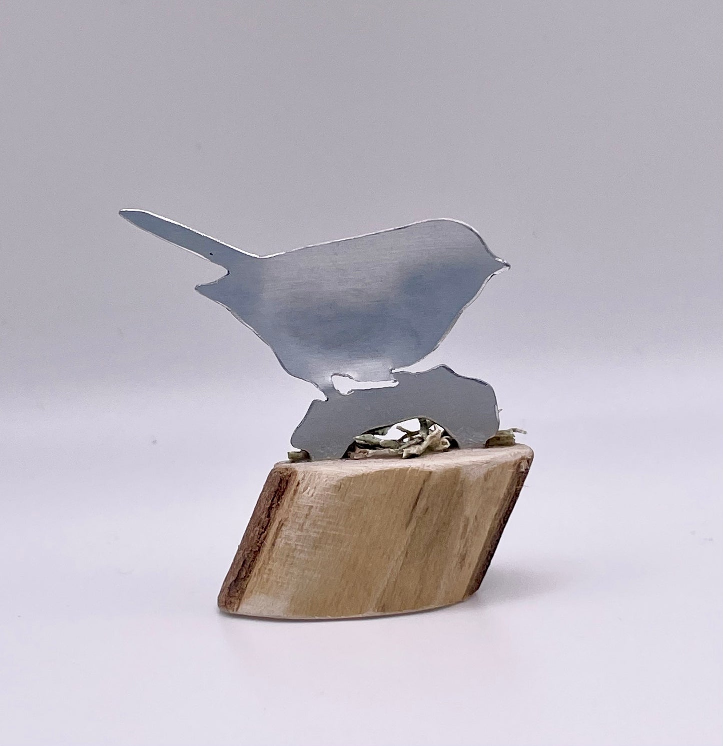 Mini Robin - Robin Sculpture - Metal bird - Metal Robin - Robin on Wood - Miniature Ornament - Miniature Birds - Bird gift - Nature in Mini